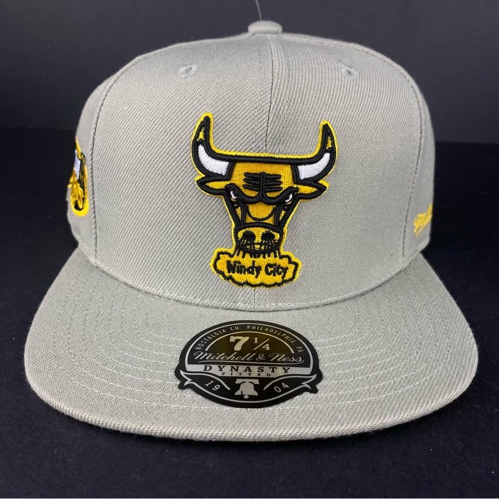 Mitchell & Ness Men's Hat Chicago Bulls 1998 NBA Finals Gray Fitted Size 7 1/4